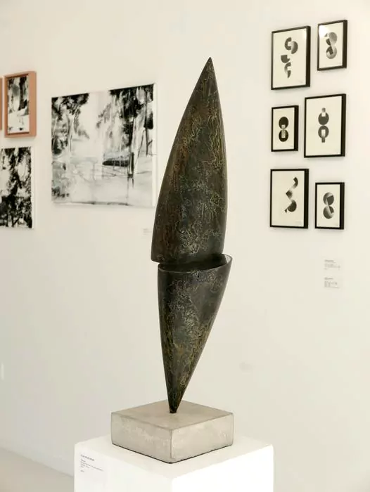 Sculpture métal de Félix Valdelièvre exposée à la galerie d'art contemporain Bouchind'homme -  Exposition Petits formats