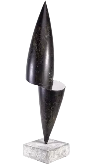 Photographie détourée d'une sculpture haute de 76cm. Sculpture de 2018, fer patiné avec inclusion d'acier inoxydable poli miroir. Sculpteur: Félix Valdelièvre